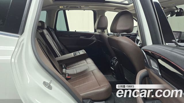 BMW X3 2020 — ფოტო 8/20