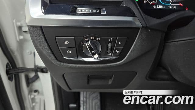 BMW X3 2020 — ფოტო 13/20