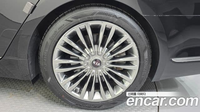 Kia The K9 2019 — ფოტო 5/20