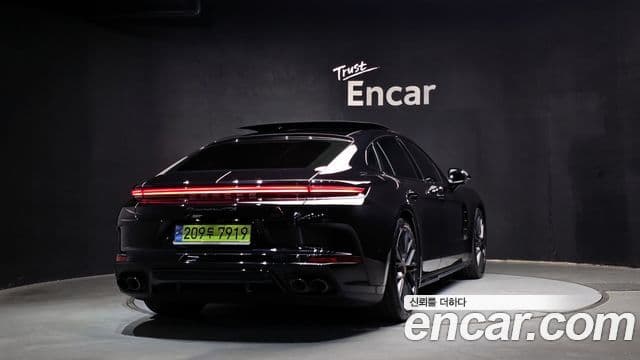 Porsche Panamera 2025 — Şəkil 1/20