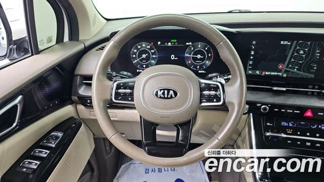 Kia Carnival 2021 — Фото 14/20
