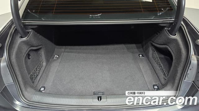Audi A4 2022 — Şəkil 19/20