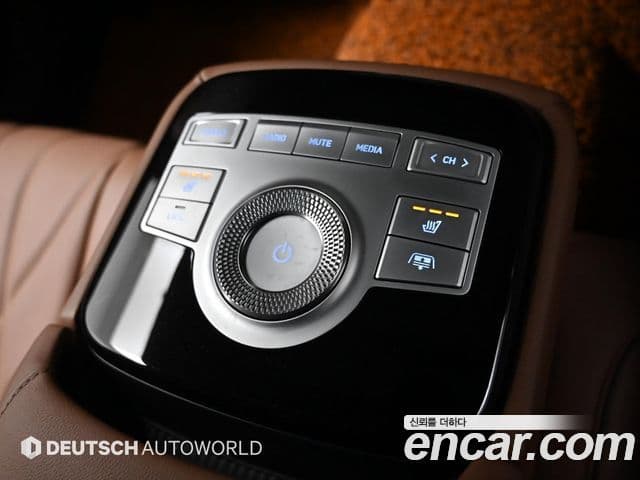 Genesis Electrified G80 2022 — ფოტო 16/20