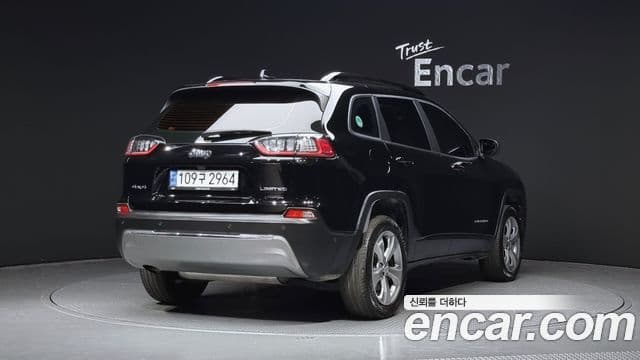 Jeep Cherokee 2022 — Şəkil 2/20