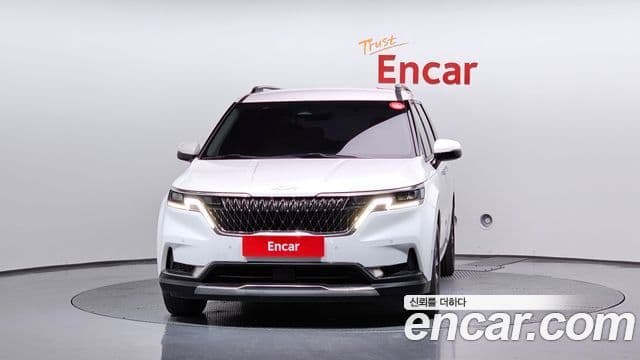 Kia Carnival 2021 — Фото 2/20
