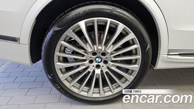 BMW X7 2025 — ფოტო 5/20