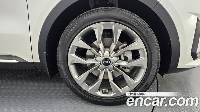 Kia Sorento 2021 — фото 4 из 20