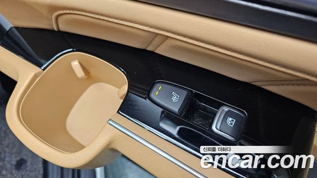 Kia Sorento 2021 — Şəkil 18/20