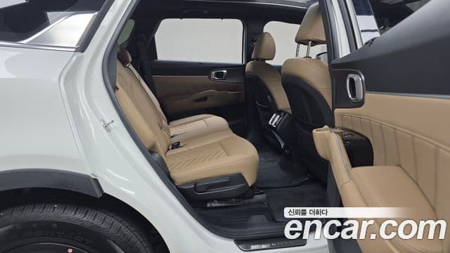 Kia Sorento 2024 — ფოტო 12/20
