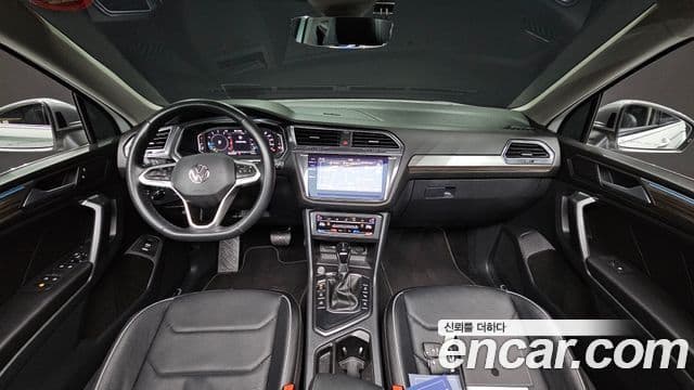 Volkswagen Tiguan Allspace 2023 — ფოტო 6/20