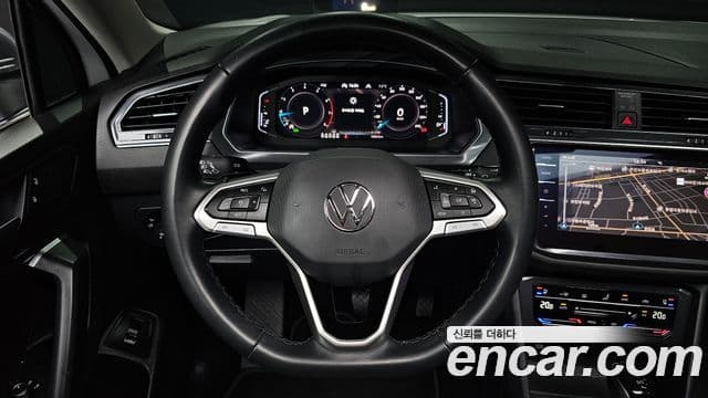 Volkswagen Tiguan Allspace 2023 — ფოტო 13/20