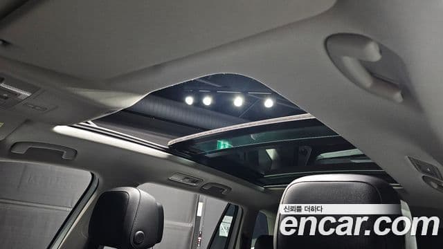 Volkswagen Tiguan Allspace 2023 — ფოტო 18/20