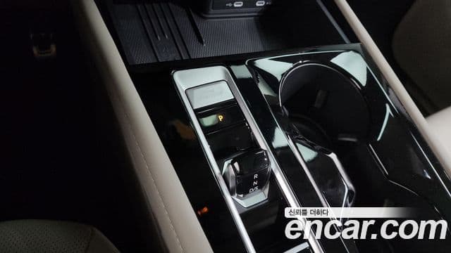 Volkswagen Atlas 2025 — Şəkil 8/20