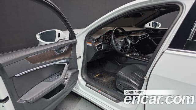 Audi A6 2023 — фото 12 из 20