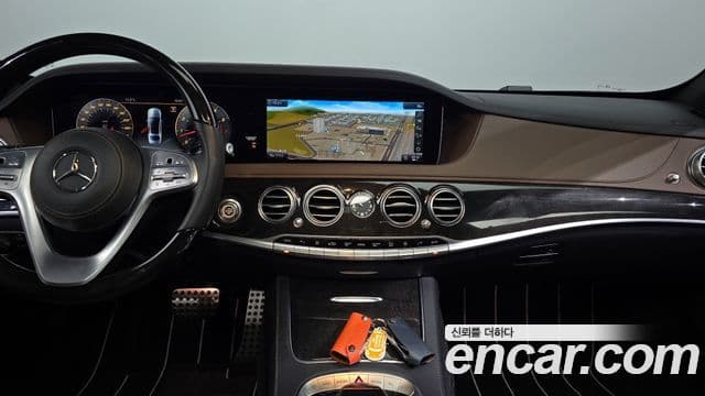 Mercedes-Benz S-Class 2018 — Şəkil 19/20