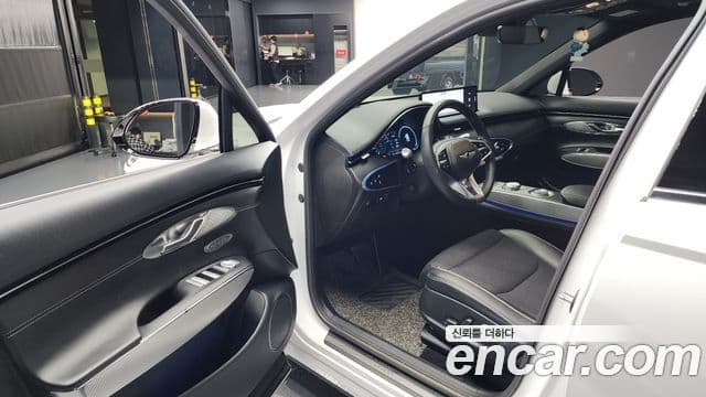 Genesis GV70 2021 — ფოტო 10/20