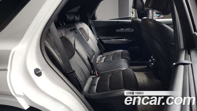 Genesis GV70 2021 — ფოტო 12/20