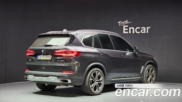BMW X5 2021 — ფოტო 2/20