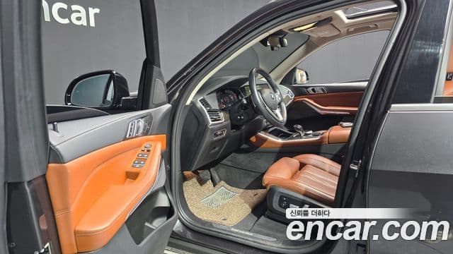 BMW X5 2021 — ფოტო 10/20
