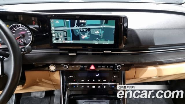 Kia Carnival 2023 — Şəkil 14/20