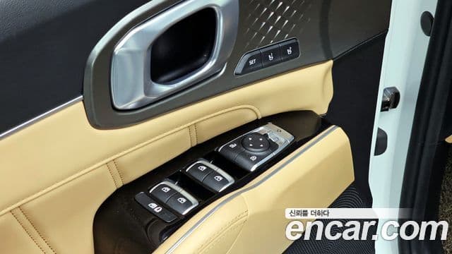 Kia Sorento 2020 — ფოტო 18/20