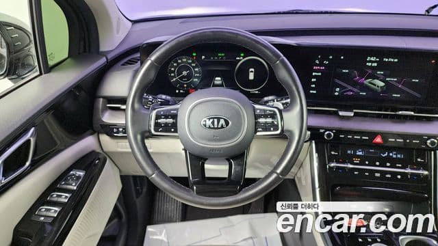 Kia Carnival 2020 — Фото 14/20