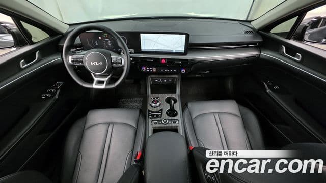 Kia K5 2025 — Photo 17/20