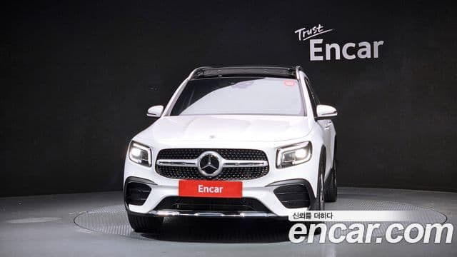 Mercedes-Benz GLB-Class 2022 — ფოტო 3/20