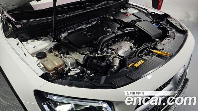 Mercedes-Benz GLB-Class 2022 — ფოტო 6/20