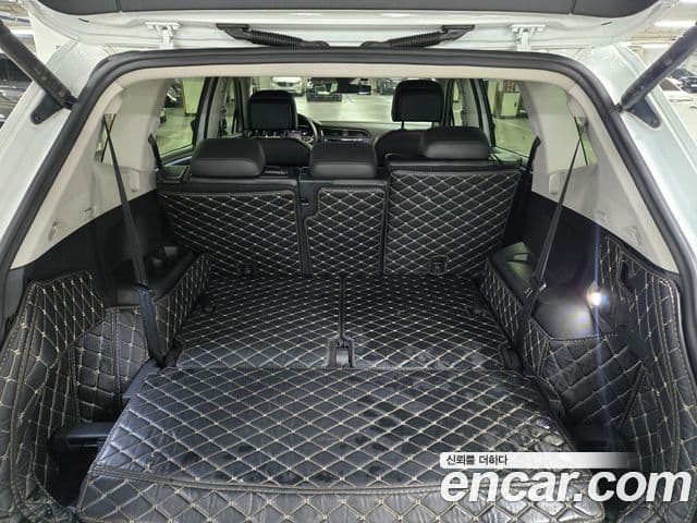 Volkswagen Tiguan Allspace 2022 — Şəkil 16/20