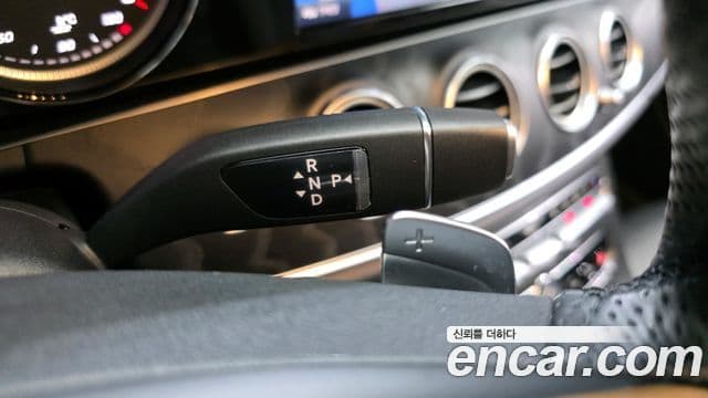 Mercedes-Benz E-Class 2018 — ფოტო 9/20