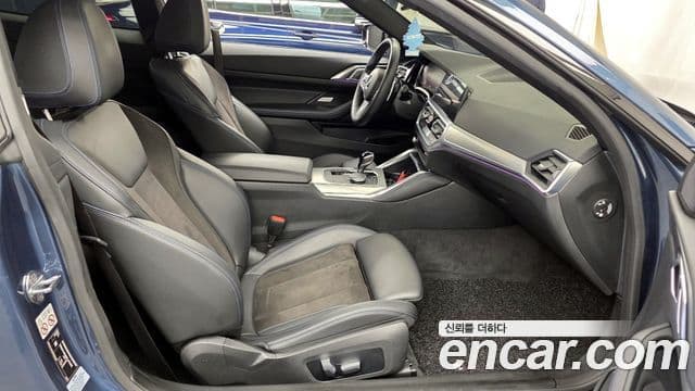 BMW 4 Series 2022 — ფოტო 19/20