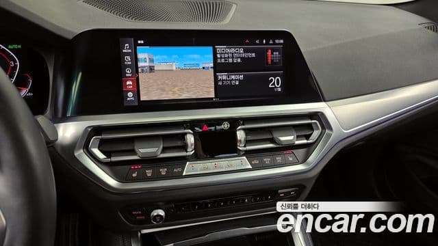 BMW 4 Series 2022 — ფოტო 8/20