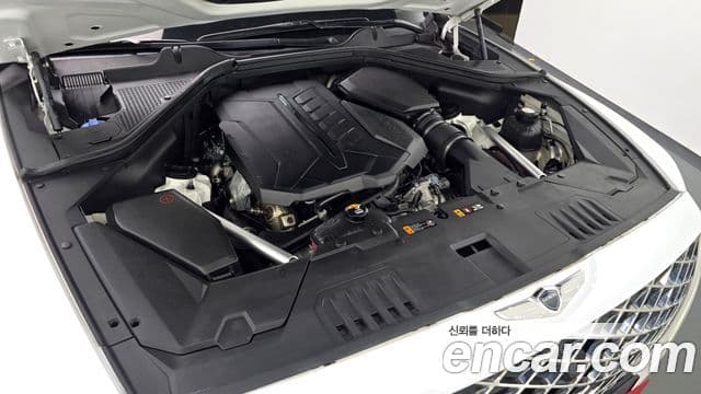 Genesis GV80 2021 — ფოტო 6/20
