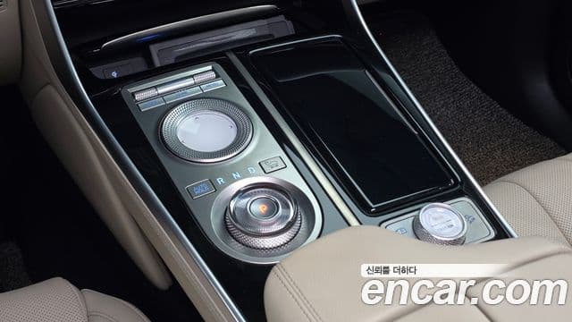Genesis GV80 2021 — Photo 9/20