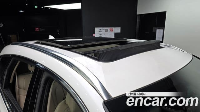 Genesis GV80 2021 — ფოტო 16/20