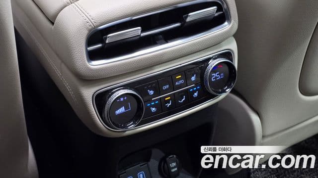 Genesis GV80 2021 — Photo 8/20