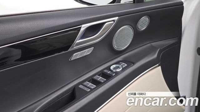 Genesis GV80 2021 — Photo 18/20