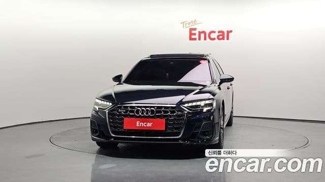 Audi A8 2022 — Photo 1/20