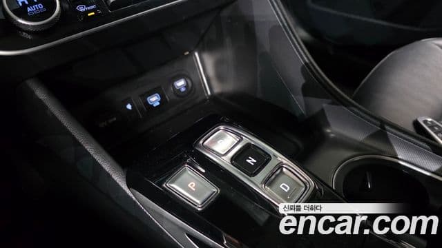 Hyundai Sonata Hybrid 2022 — Şəkil 19/20