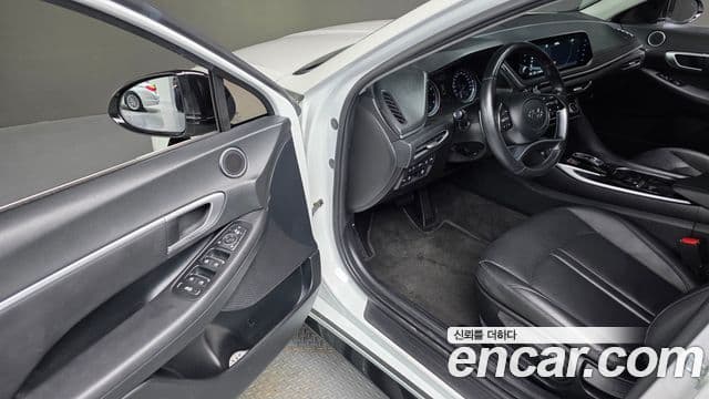 Hyundai Sonata Hybrid 2022 — Şəkil 11/20