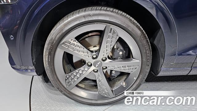 Genesis GV70 2023 — фото 5 из 20