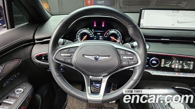 Genesis GV70 2023 — фото 13 из 20