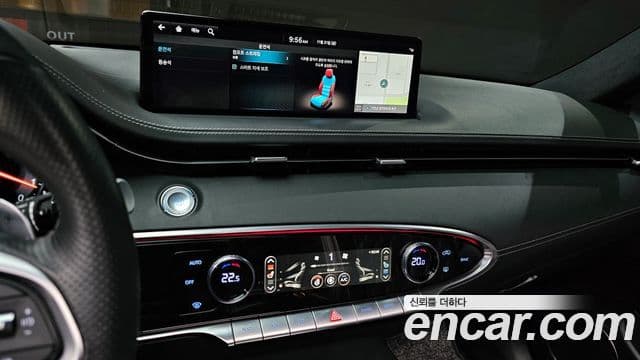 Genesis GV70 2023 — ფოტო 14/20