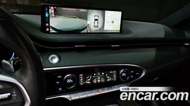 Genesis GV70 2023 — ფოტო 15/20