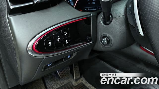 Genesis GV70 2023 — фото 16 из 20