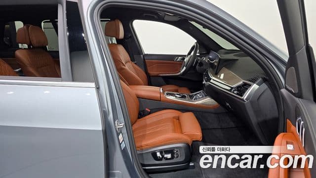 BMW X7 2022 — фото 11 из 20