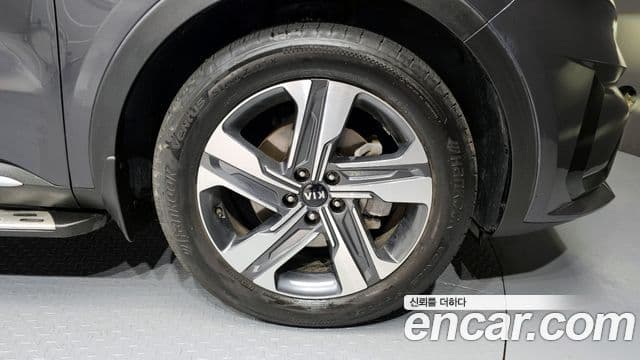 Kia Sorento 2020 — Photo 2/20