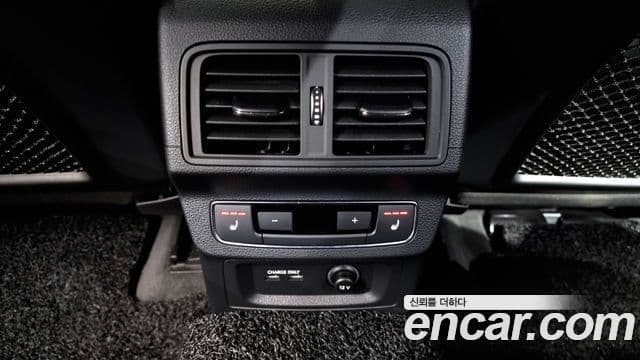 Audi Q5 2022 — ფოტო 18/20