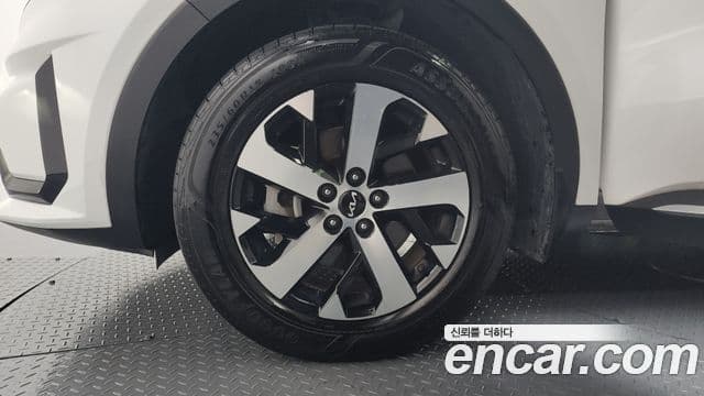 Kia Sorento 2021 — ფოტო 5/20